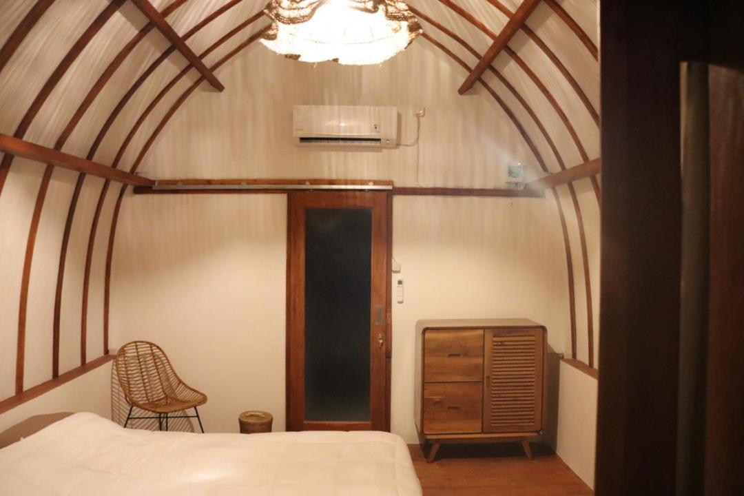 Outside Bungalow Sekongkang Dış mekan fotoğraf